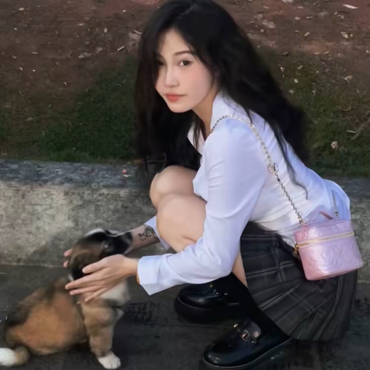 美女壁纸图片2025最新款_美女照片app