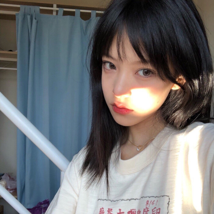 美女图片微信头像真人背影_美女头像