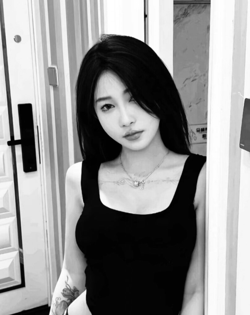 美女头像甜美背影_美女壁纸