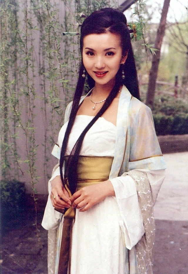 美女照片游泳写真壁纸_美女照片相册壁纸