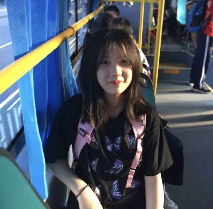 美女壁纸手机壁纸_美女高雅造型