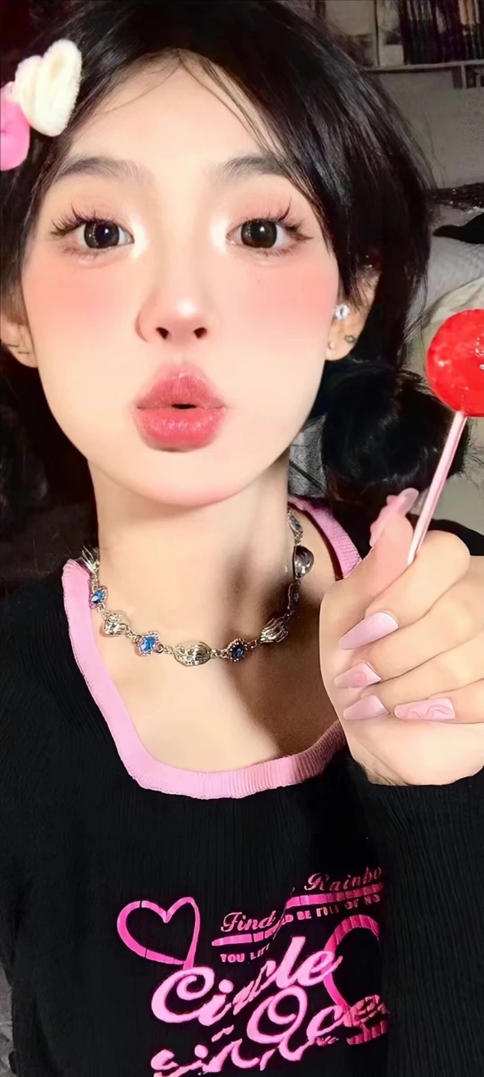 美女头像真人很吸引人_美女壁纸手机壁纸