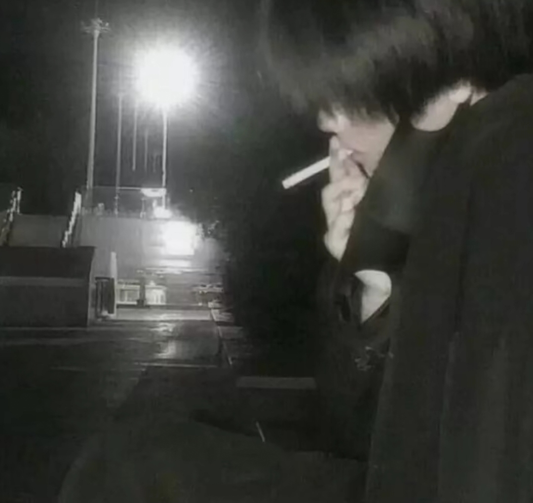 美女头像甜美_美女图片微信头像真人背影