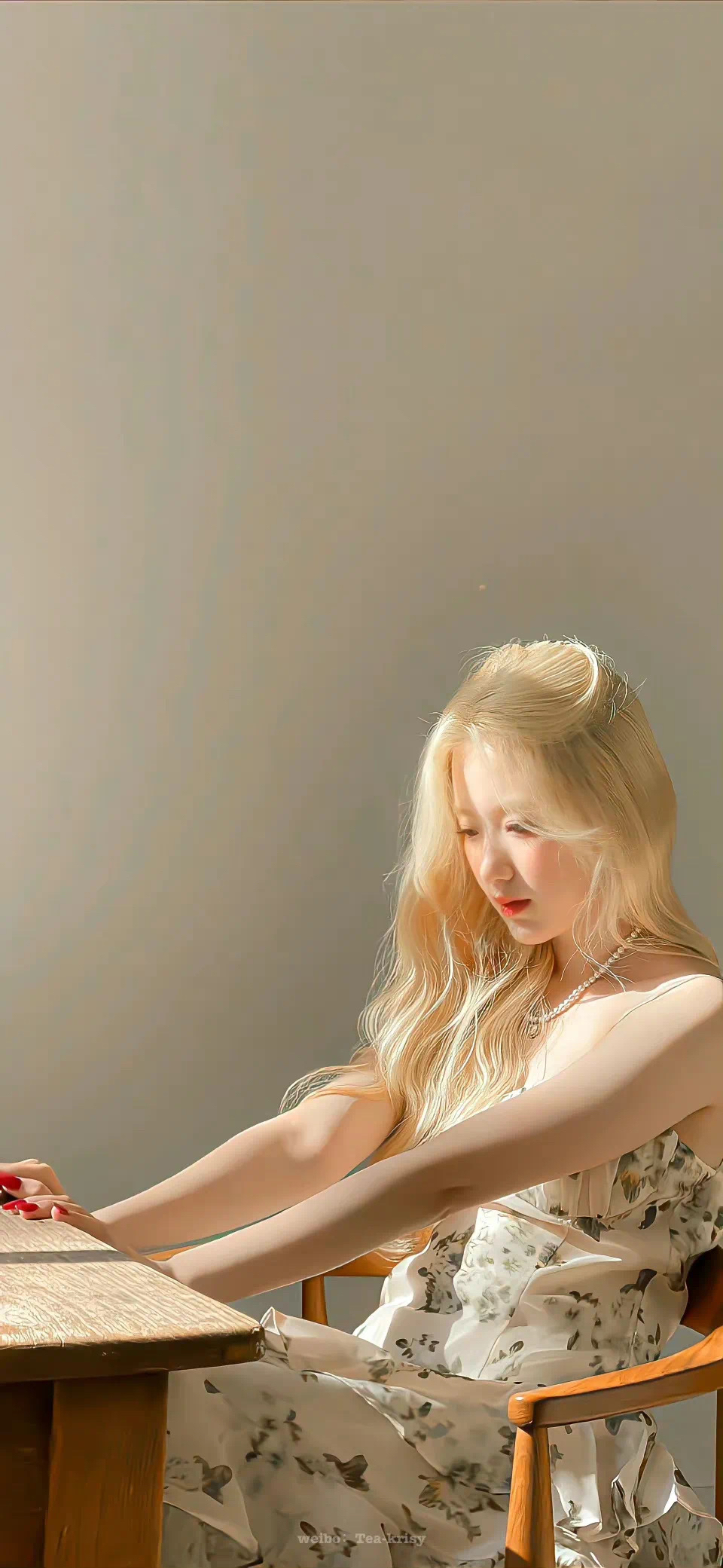 美女照片app_美女照片卡通教程