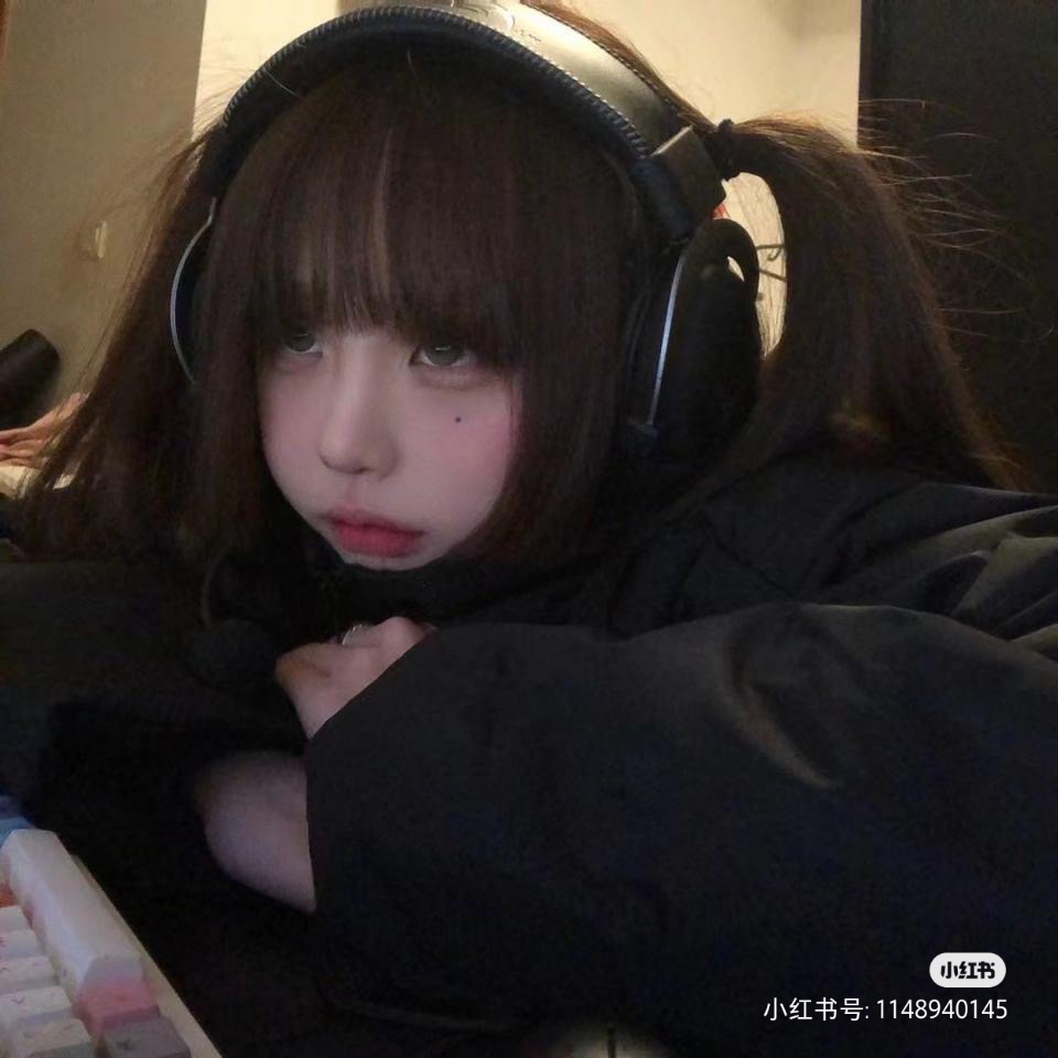 美女照片背影侧面_美女壁纸