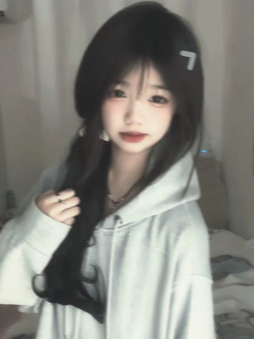 美女自拍_美女壁纸图片2025最新款