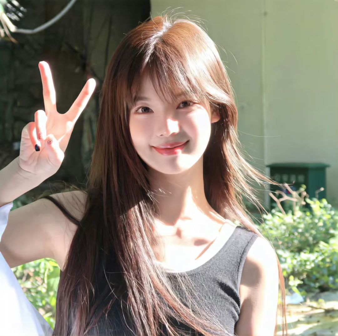 美女壁纸手机壁纸_美女自拍