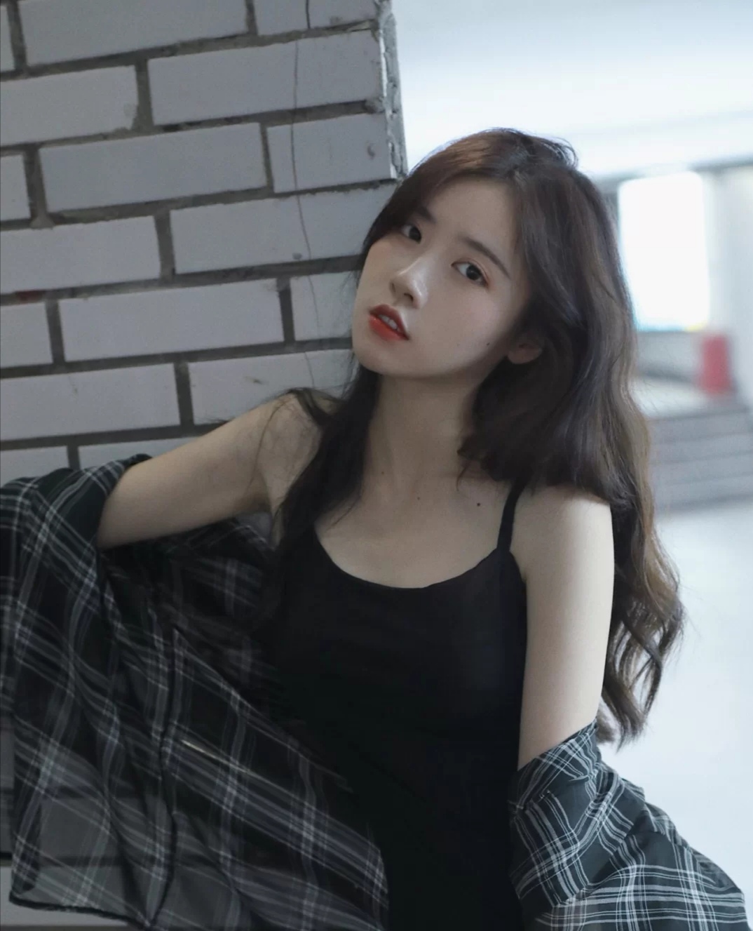 美女头像真人高冷_美女壁纸手机壁纸