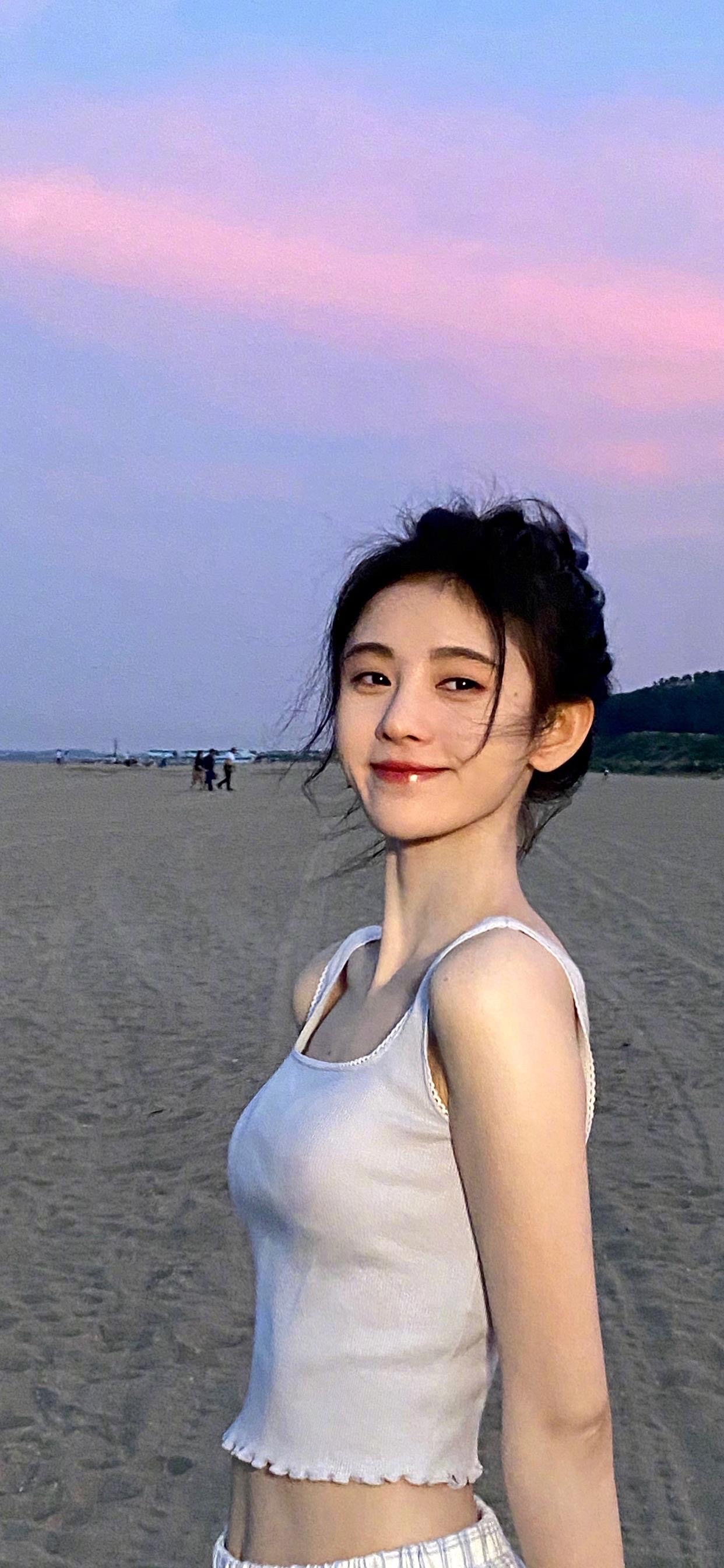 美女头像真人很吸引人_美女头像甜美卡通