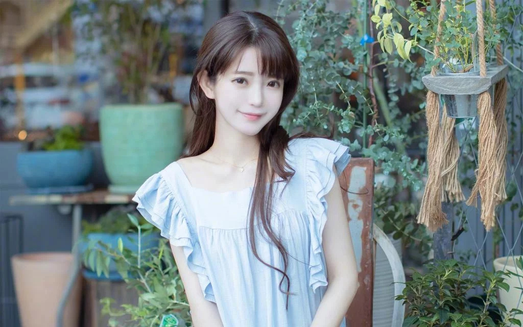 妙龄少女性格古灵精怪女生照片清纯美女美女图片图片之家_美女壁纸锁屏