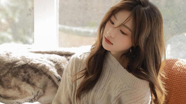 身姿动人的小姐姐高清壁纸图片清纯美女回车桌面_美女壁纸图片2025最新款