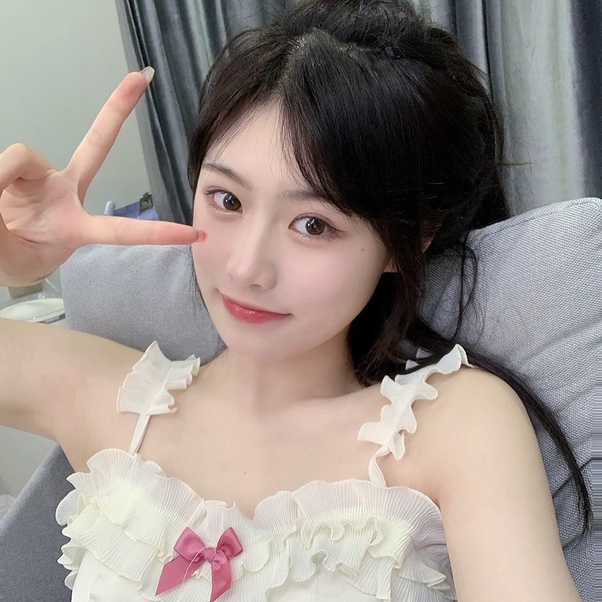 美女头像_美女壁纸手机壁纸图片身材养眼