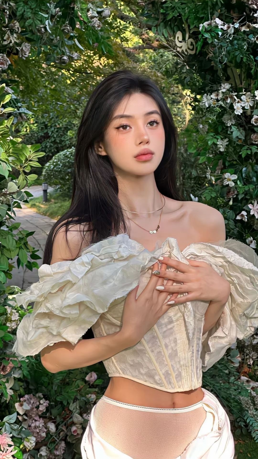 美女图片微信头像_美女壁纸手机壁纸