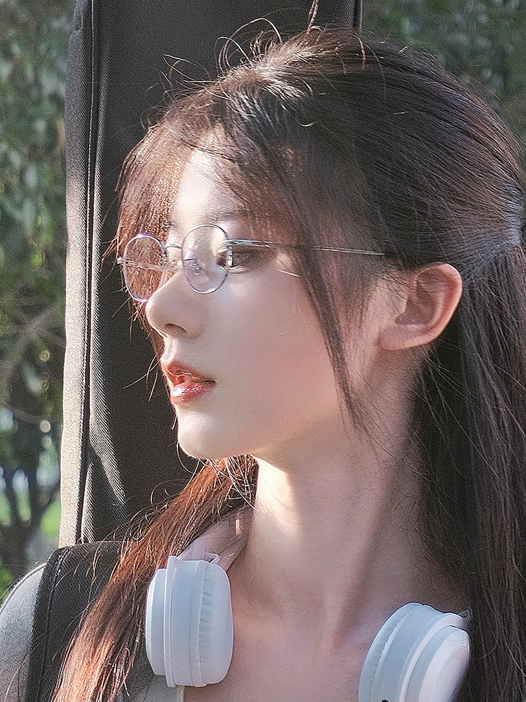 氛围感拉满的女生头像初微来自小红书网页版_美女头像ins