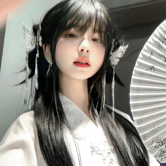 美女照片_美女头像真人高冷