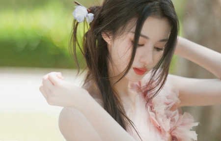 美女壁纸更新了今日头条_美女头像真人