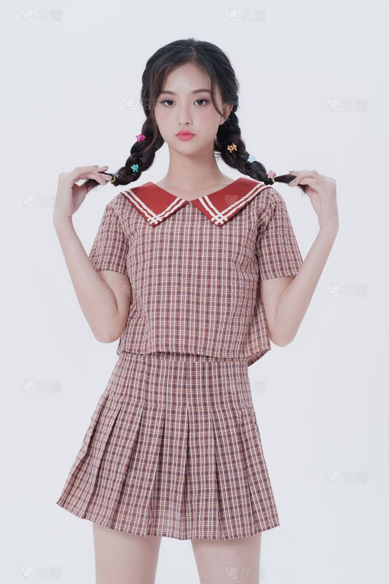 发型展示理发美发手机唯美海报_美女壁纸风景