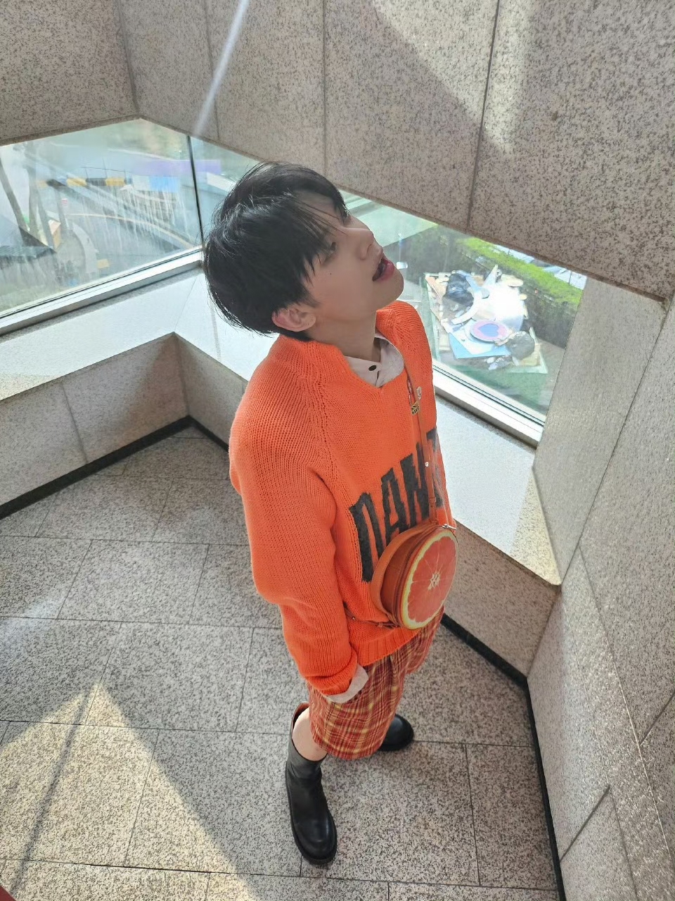 美女壁纸手机壁纸_美女头像高冷