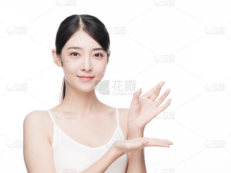 国潮妆容彩妆眼妆唇妆护肤美妆美女微笑笑容模特医美女装酷流行时尚珠宝_美女壁纸手机壁纸