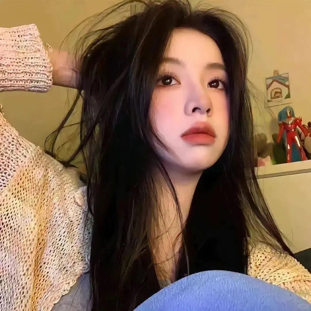 绝美女头真人女生头像_美女壁纸手机壁纸