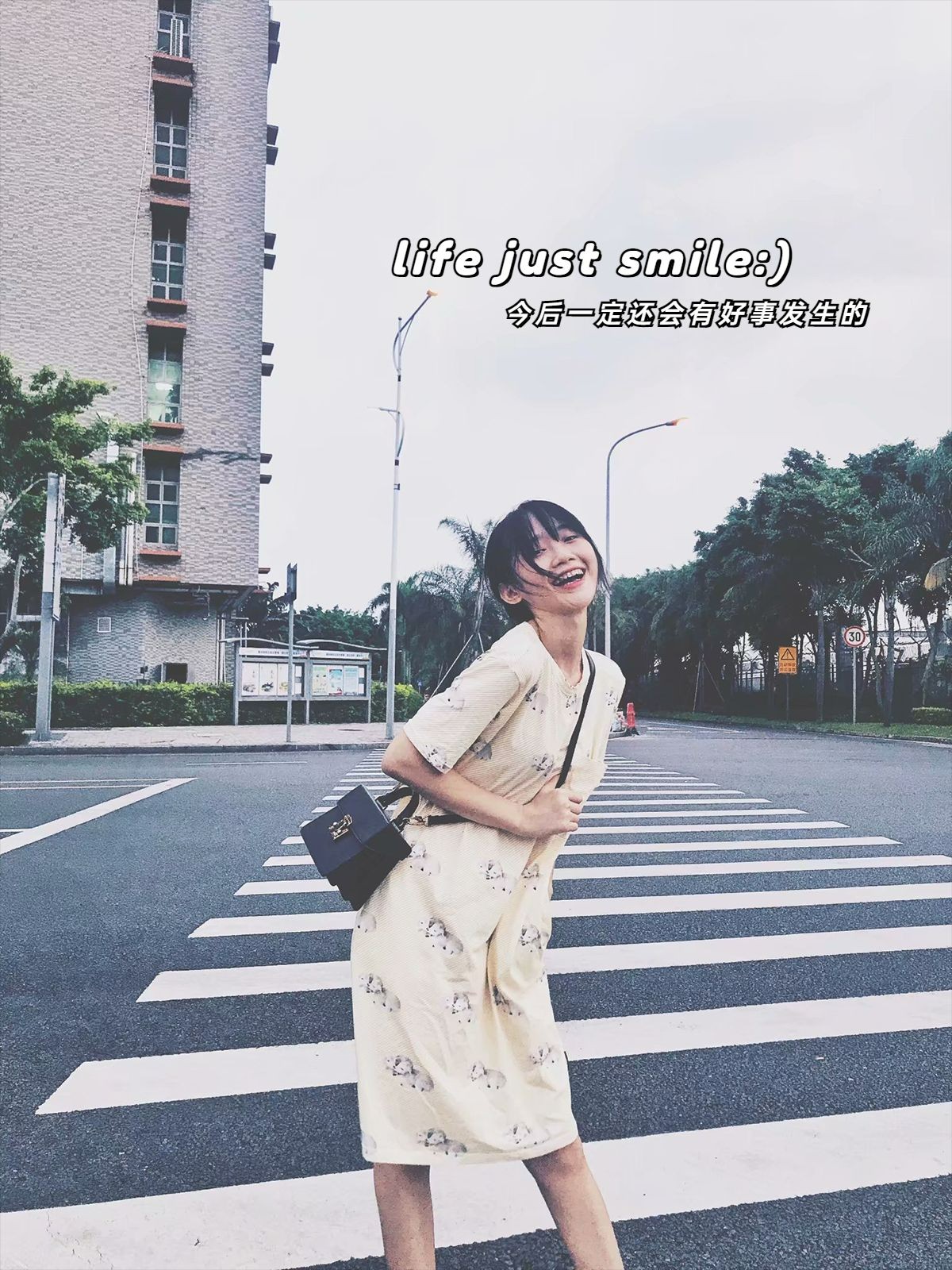 服装服饰模特人像_美女高雅造型