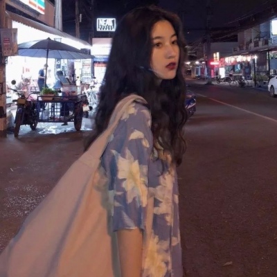 纯欲甜妹女生头像熙熙来自小红书网页版_美女时尚街拍