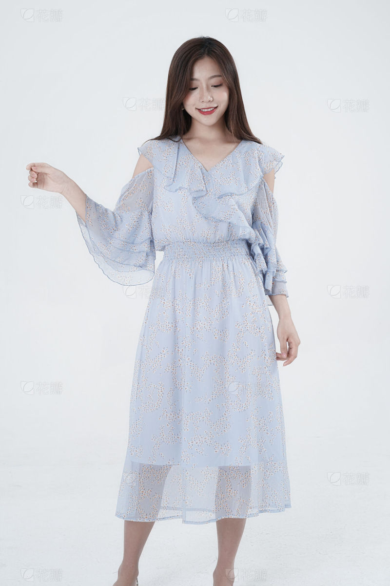 春季穿搭你需要知道的法式风格穿搭技巧慵懒与优雅腾讯新闻_美女自拍背影微信头像