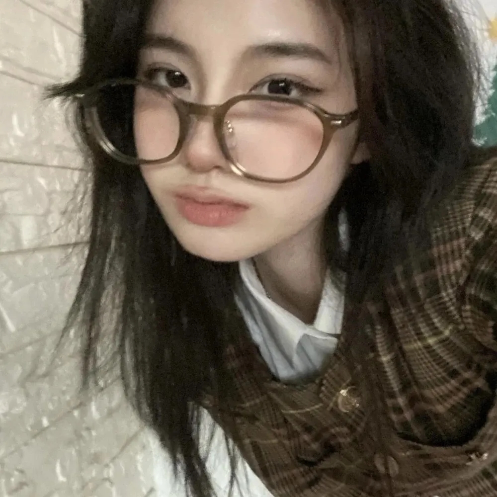 美女时尚街拍_美女自拍背影微信头像