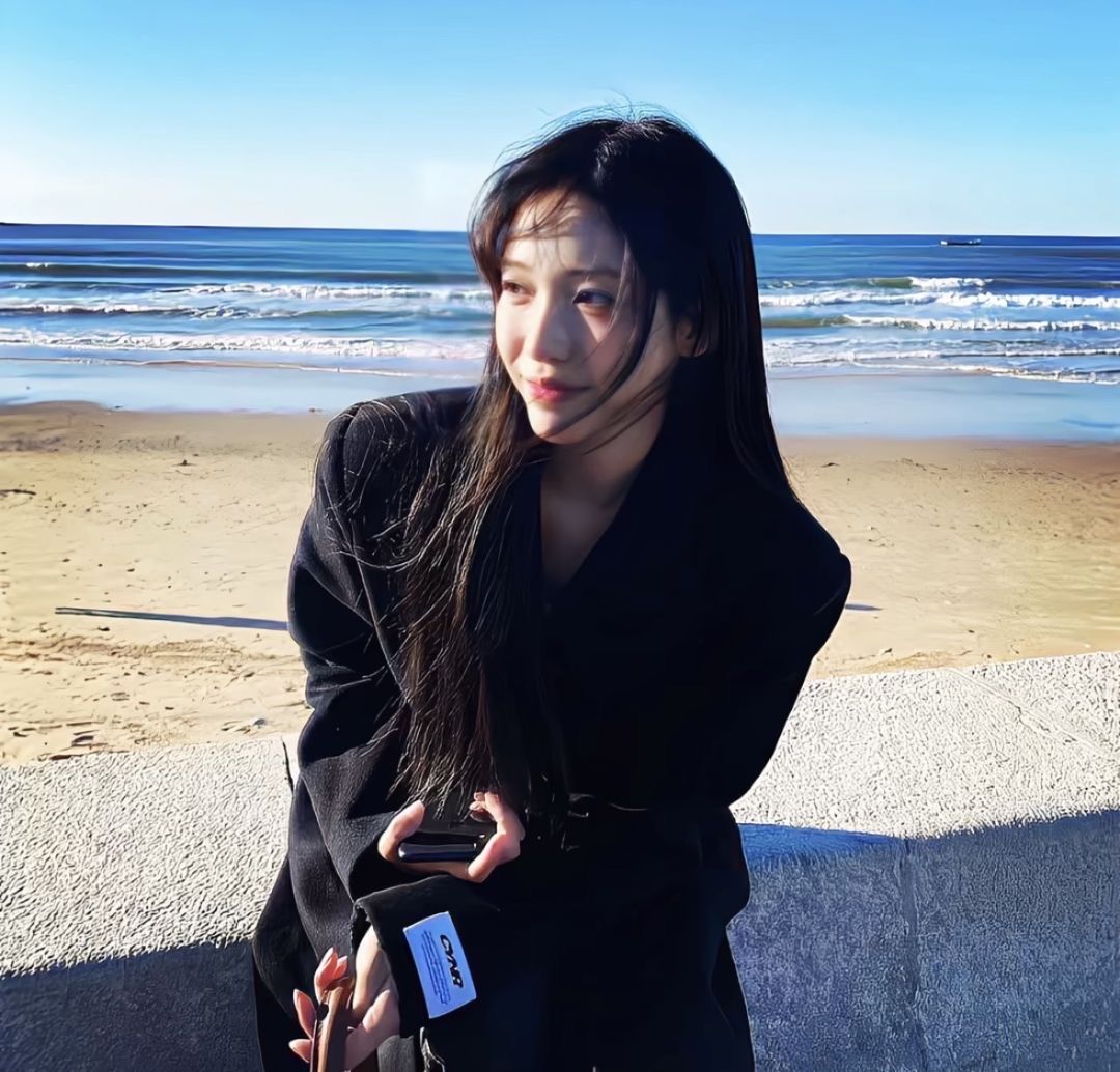 非常时期美女头像图片真人