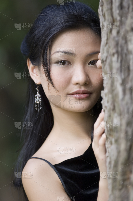 反射_美女图片微信头像真人