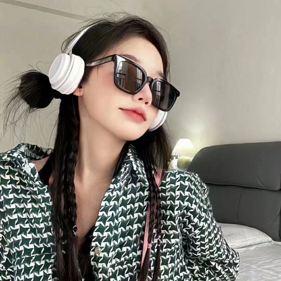 时光与你别来无漾美女高雅造型