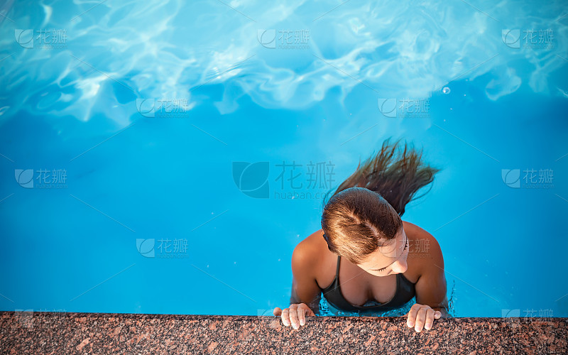 夏天做对_美女图片微信头像真人背影