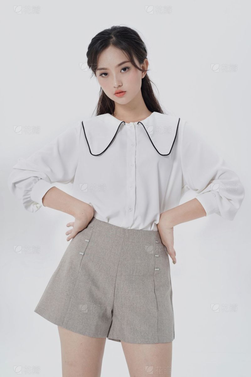 快乐的女孩_美女壁纸锁屏