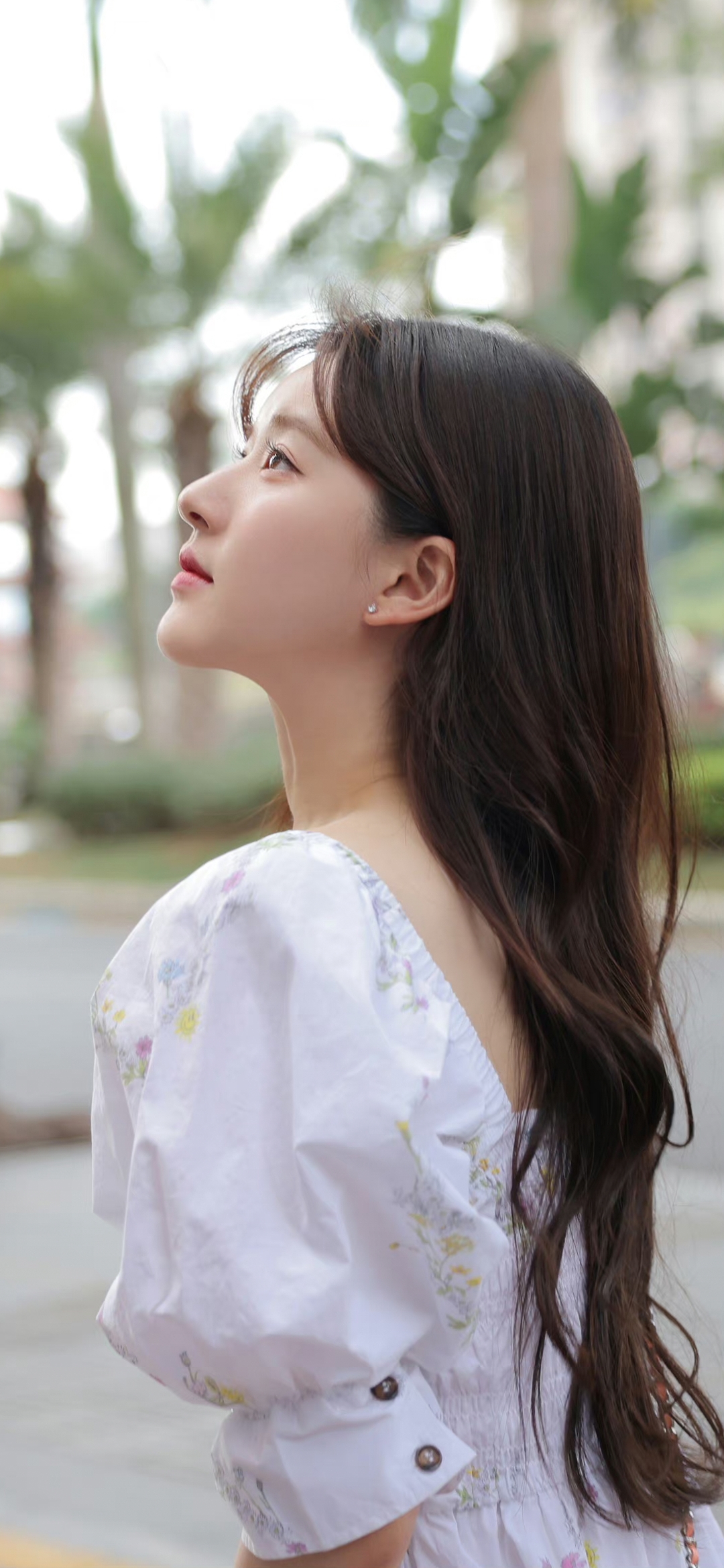 侧脸_美女图片微信头像高清头像