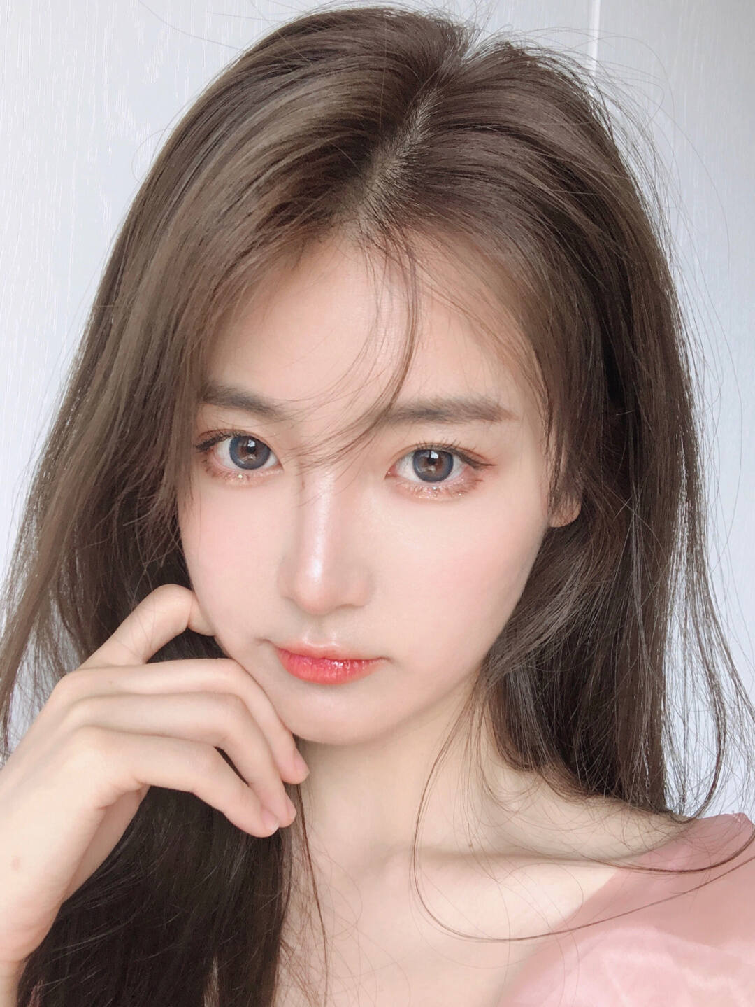 倪妮回头美女手机壁纸彼岸手机壁纸_美女照片真实