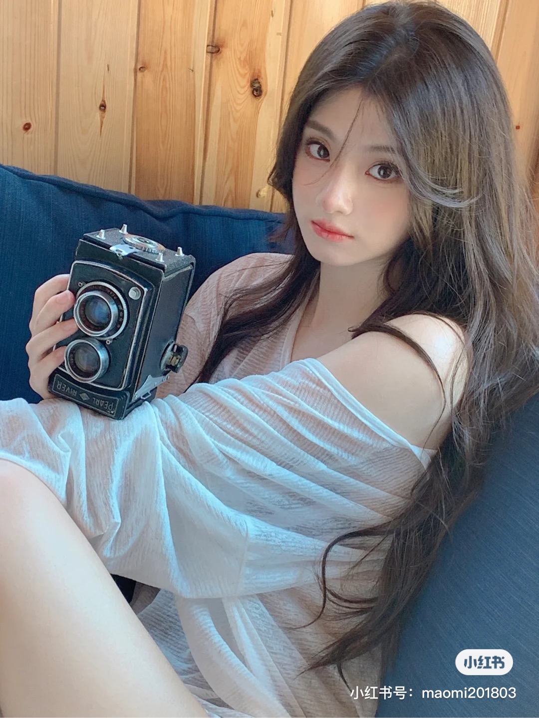 氛围感拉满的女生头像小幸运来自小红书网页版_美女自拍