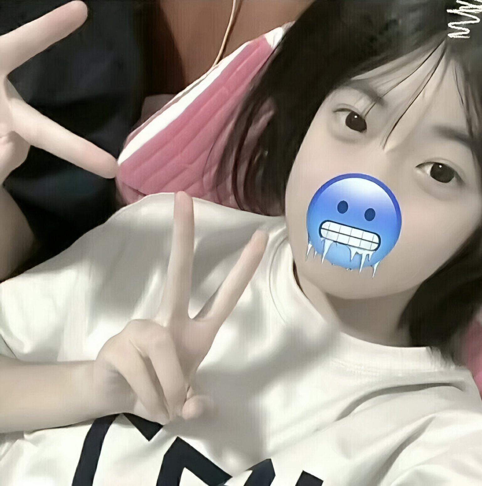 只能亲吻不幸同学了！美女头像漂亮
