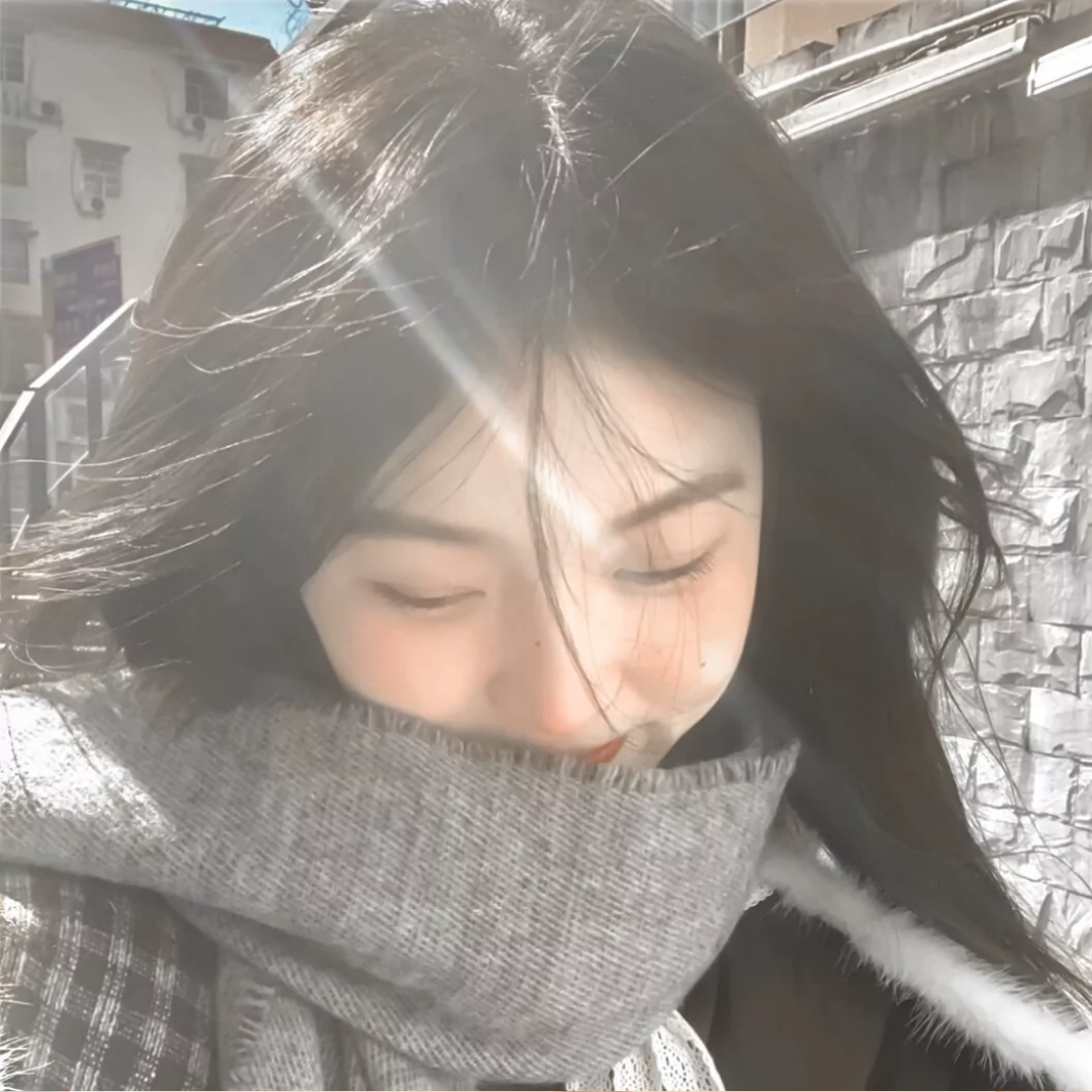 微笑头像快乐人物形象贴纸元素_美女头像真人头像高清