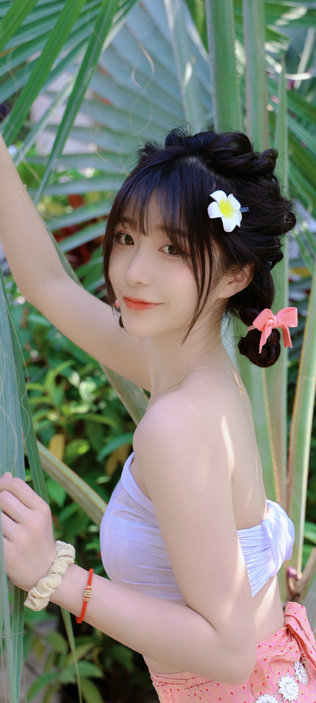刘亦菲白色西装高清美女手机壁纸美女壁纸壁纸下载彼岸桌面_美女时尚街拍