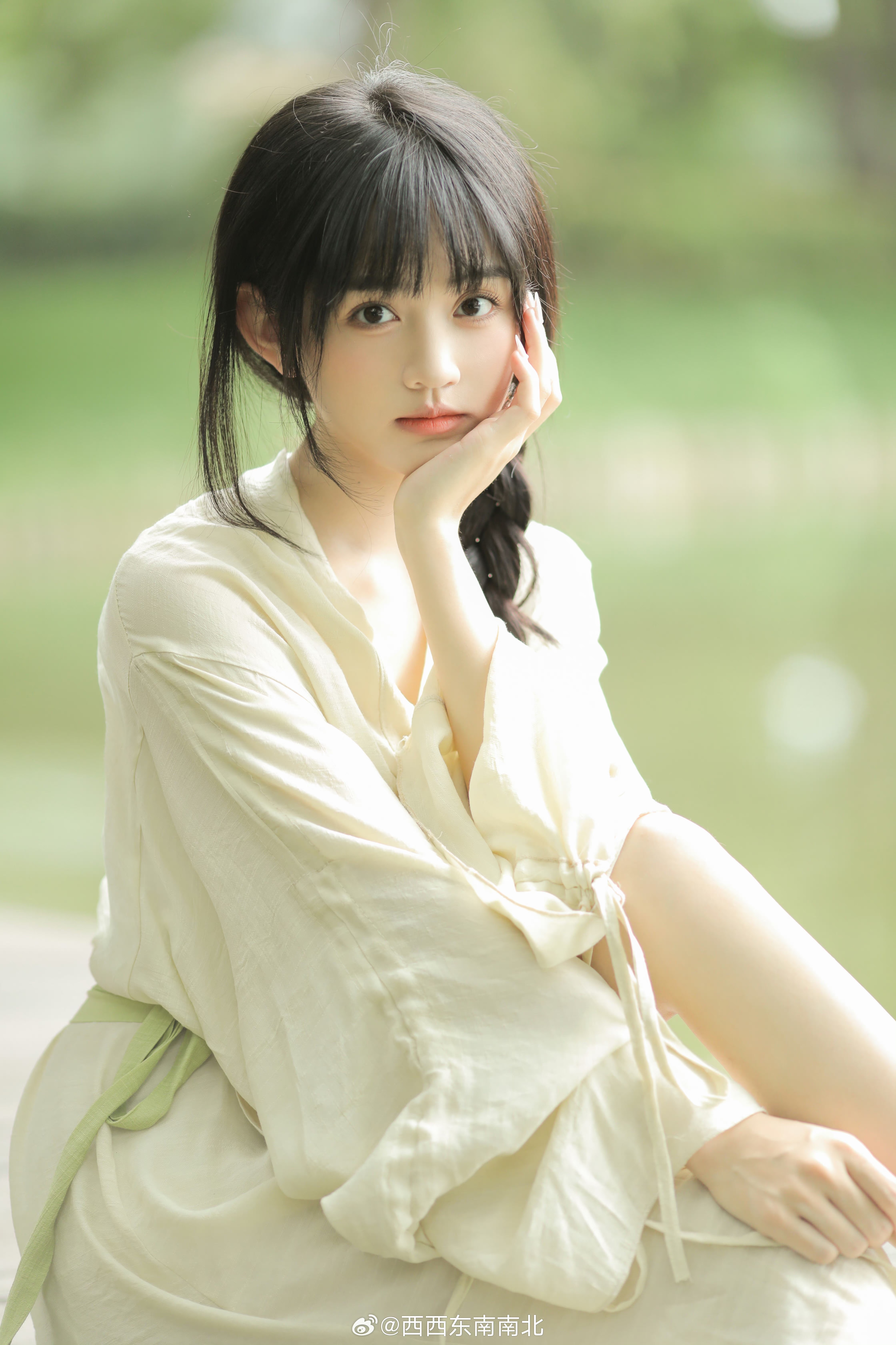 为卿所动_美女自拍
