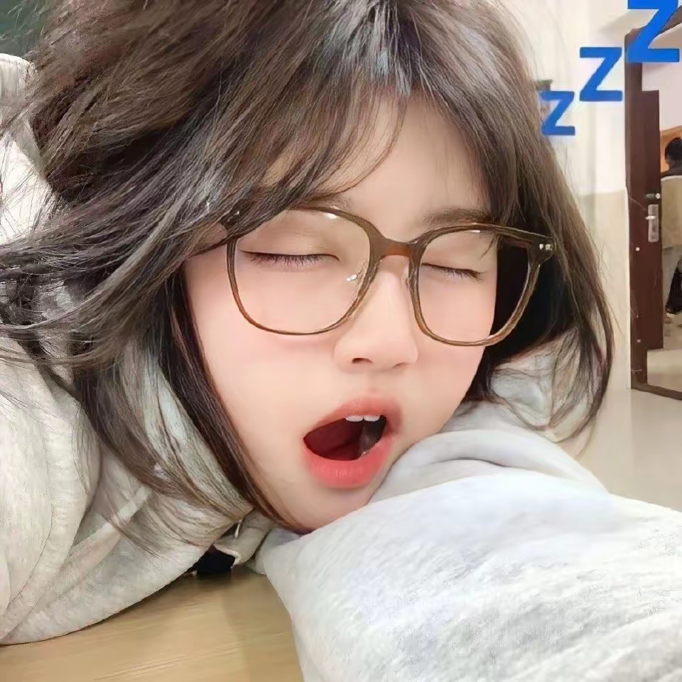 黑川优花不看草，只看经典对白美女自拍