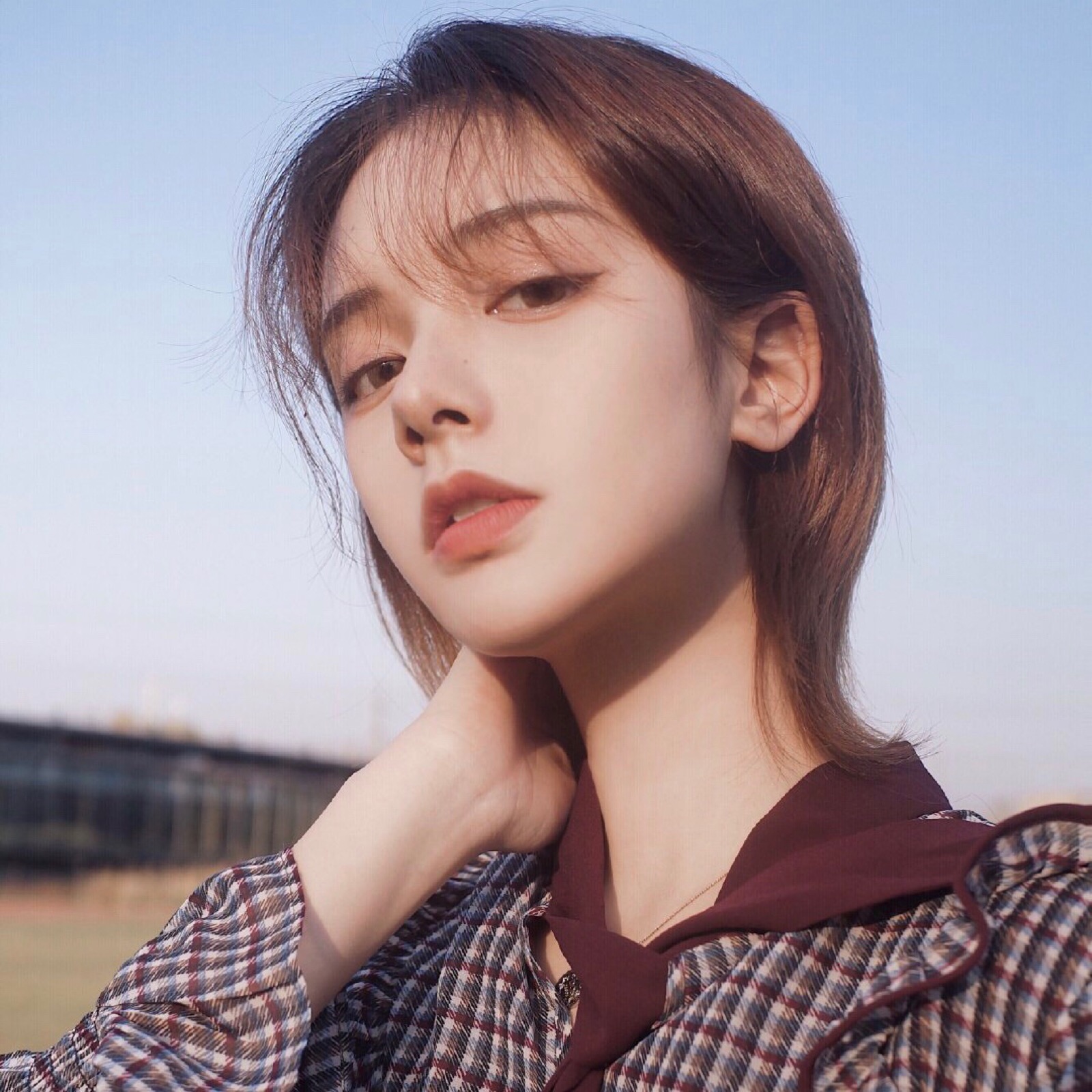 墨茨收集女头真人头像_美女头像