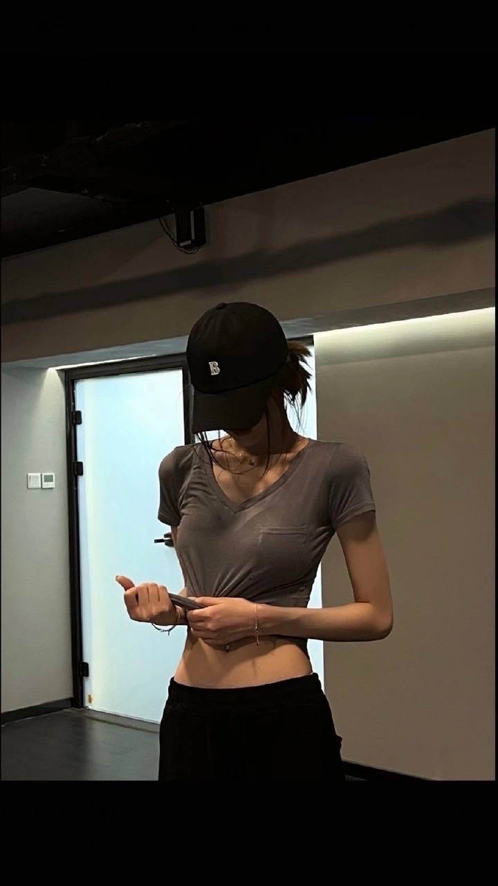 每一位都是极品美女美女照片背影侧面唯美