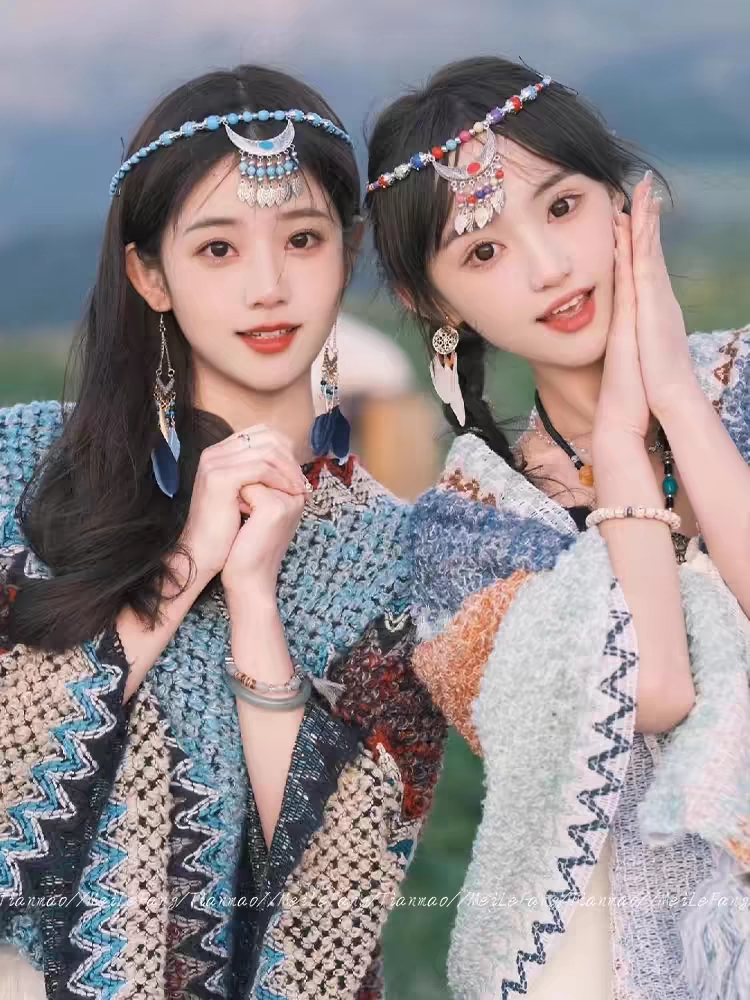 短发清纯颜值美女照片真人图片背面