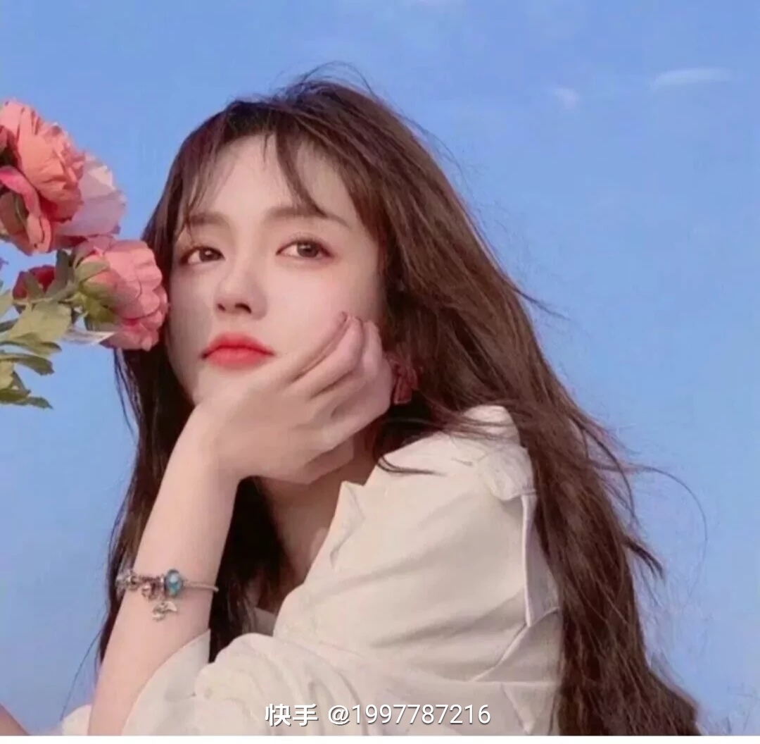 美女壁纸图片2025最新款_美女头像真人