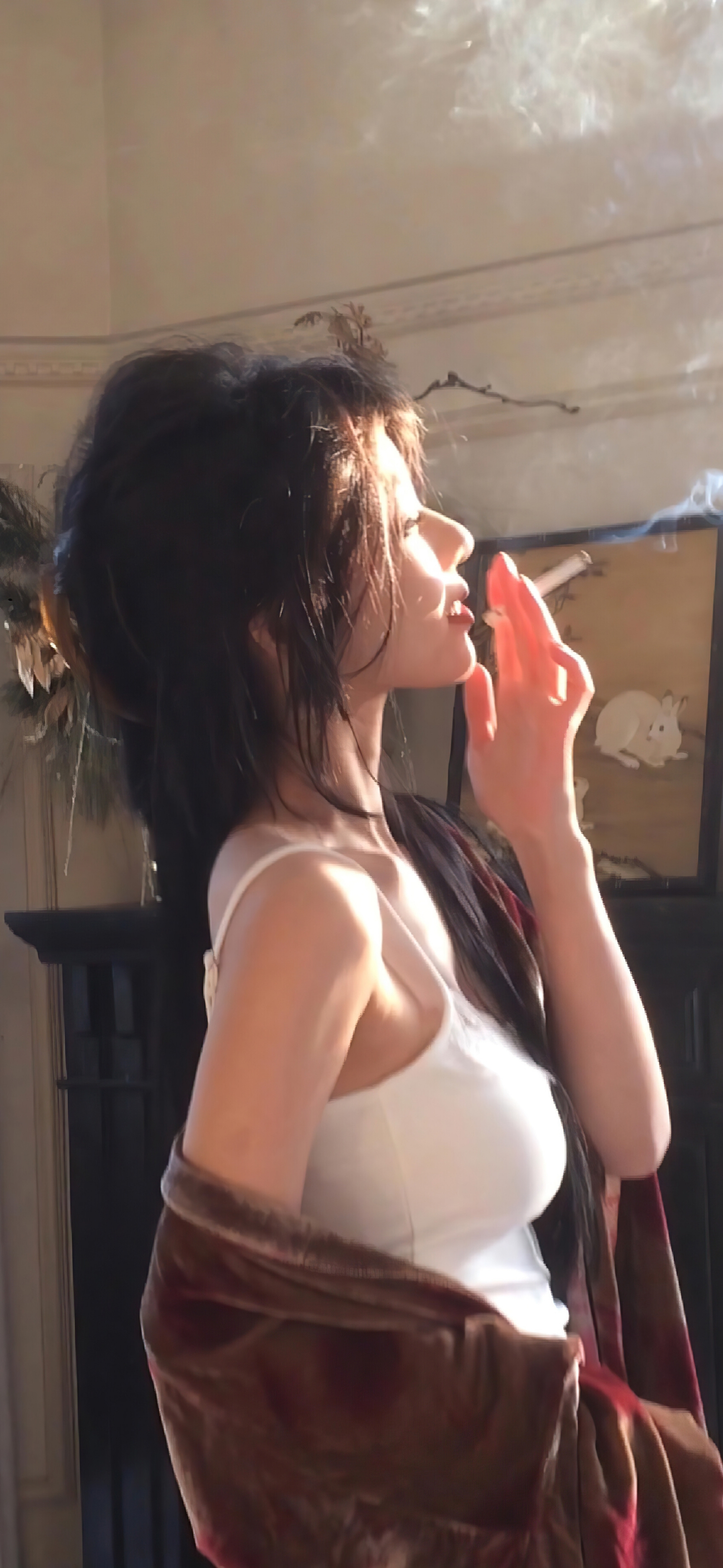 美女高雅造型_美女照片背影侧面唯美