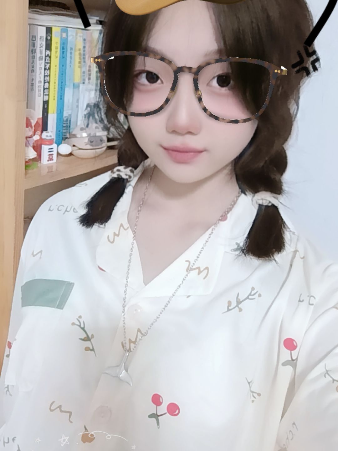 美女自拍_美女高雅造型