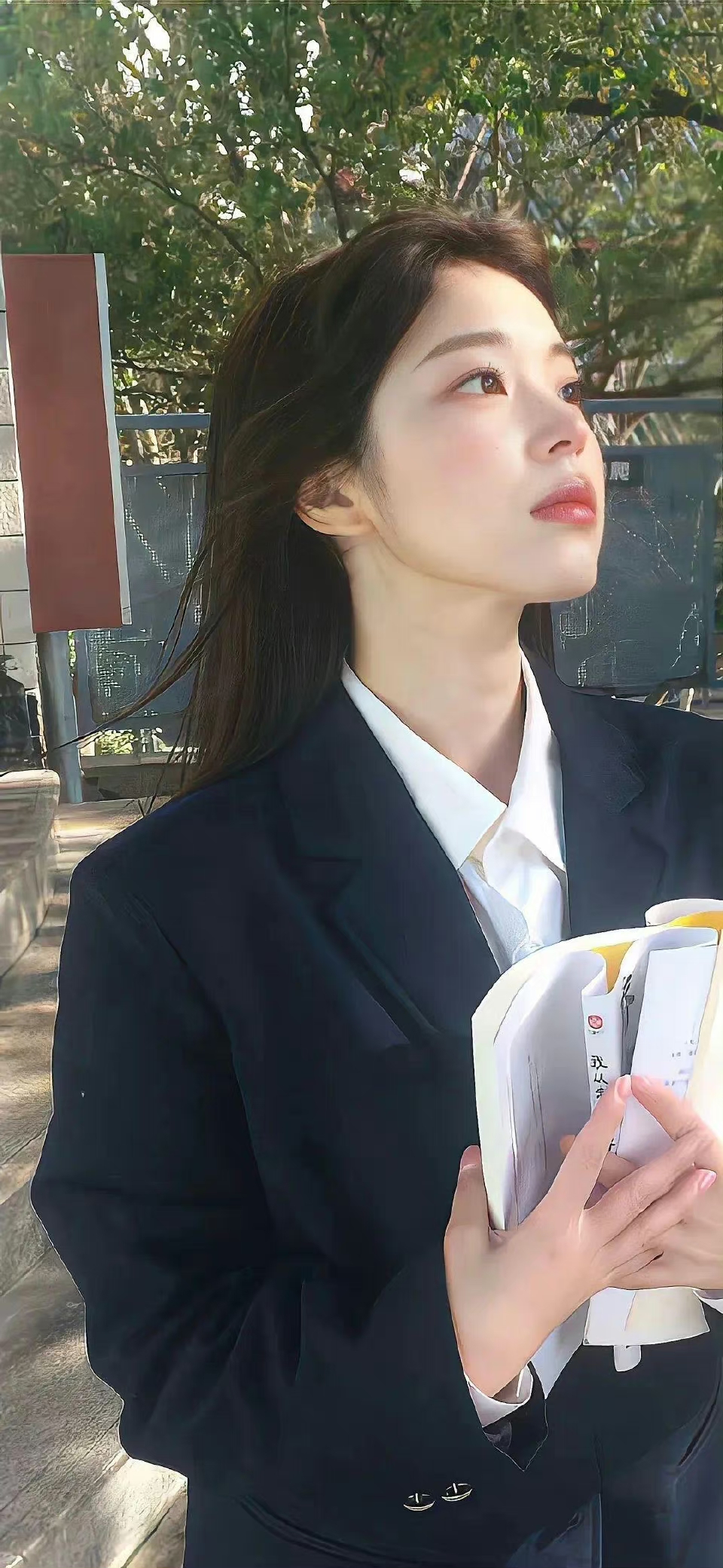 美女照片游泳中国_美女头像真人版好看