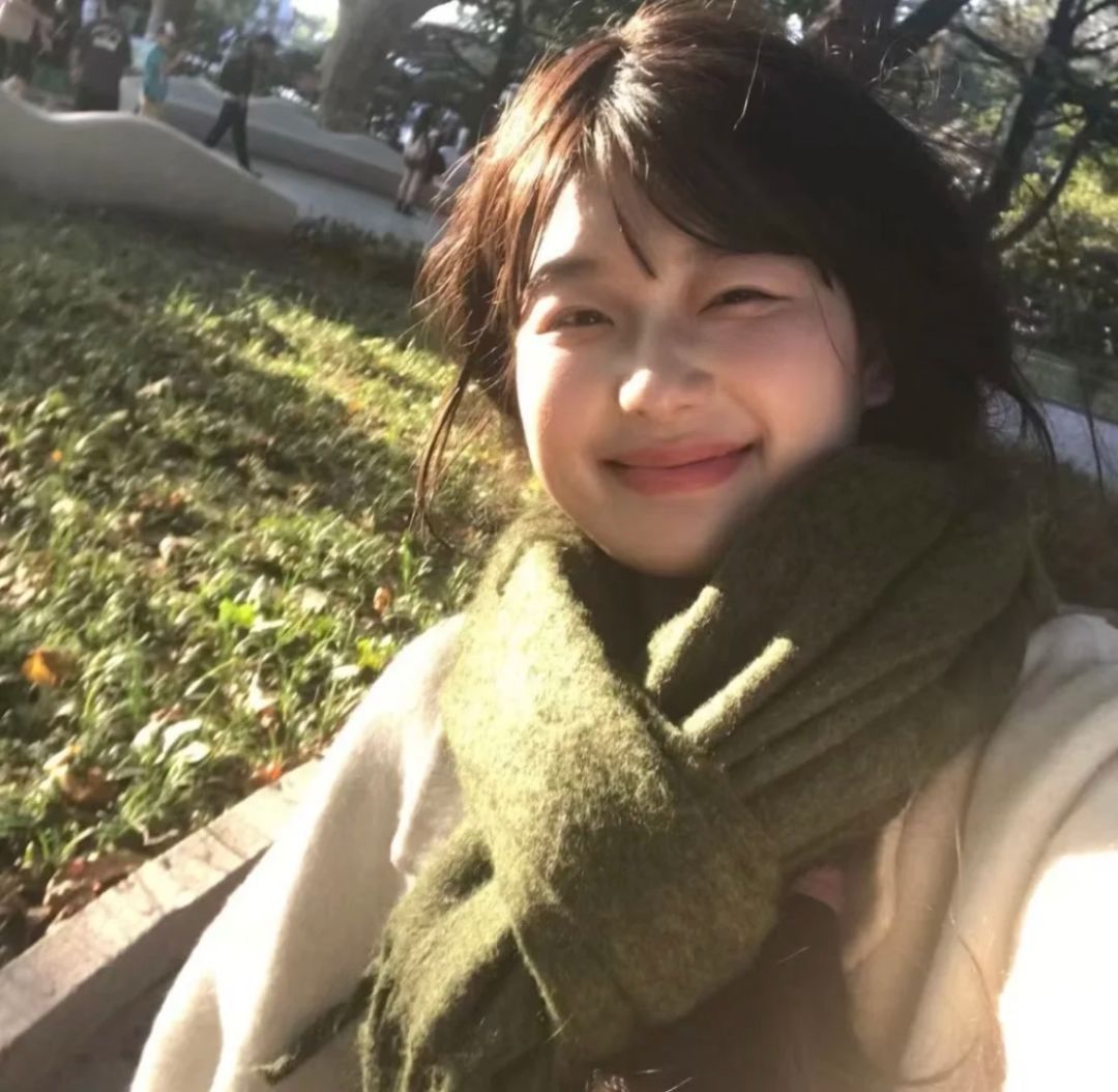 美女自拍_美女头像