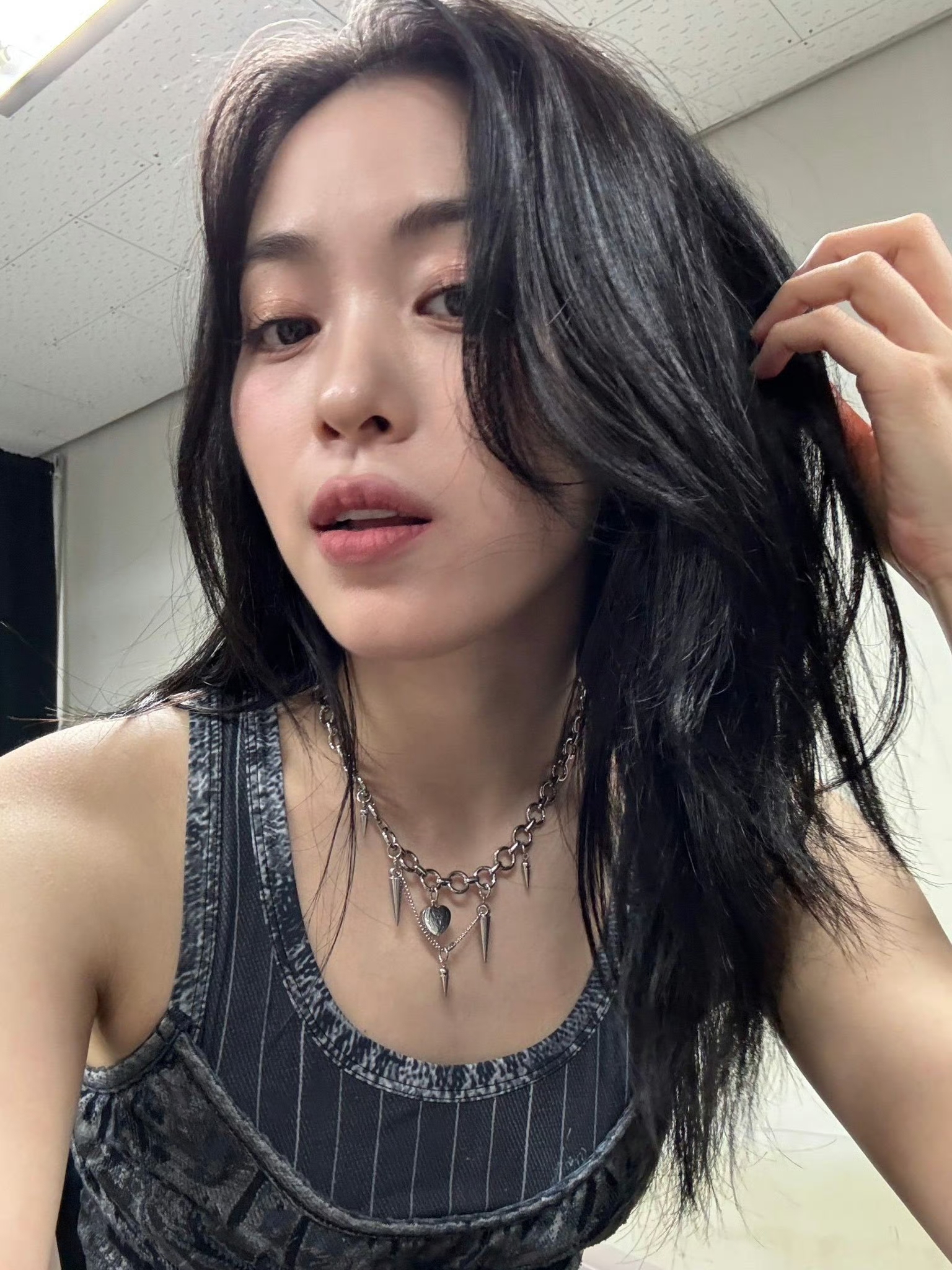 美女头像图片真人_美女壁纸